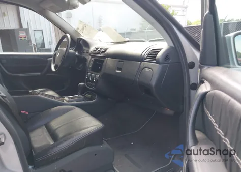 2004 Mercedes-Benz Ml 350 4Matic from USA, damaged, VIN 4JGAB57E24A494788